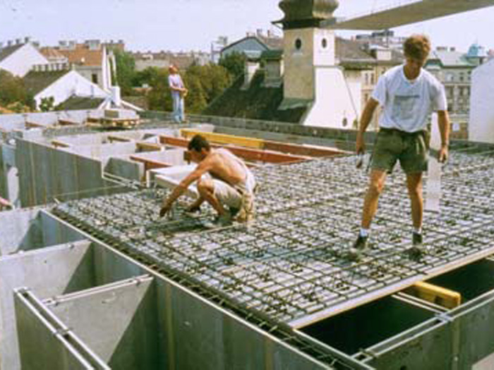 Reinforcement of bars on clamp